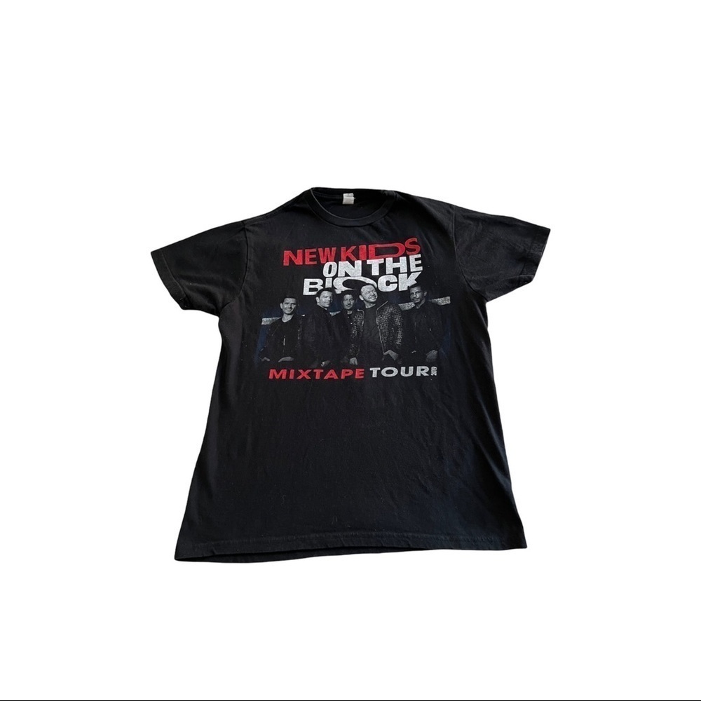 New Kids On The Block Concert Tee Size Small